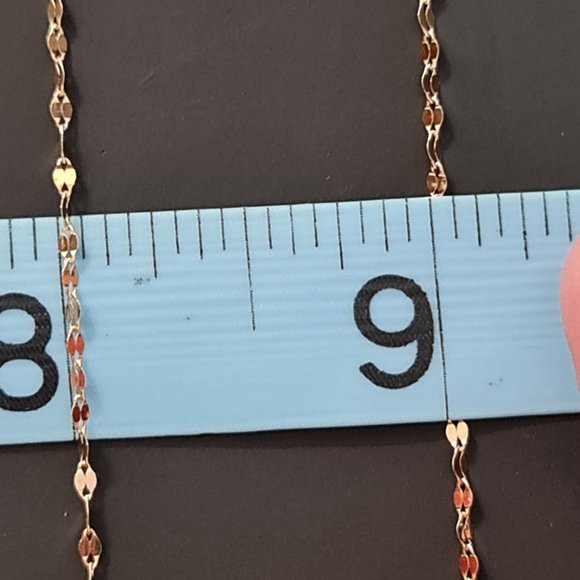 Chain / necklace / mirror design - Picture 3 of 13